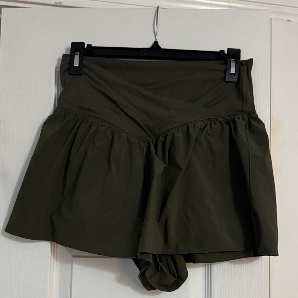Aerie Dark Olive Women's Shorts